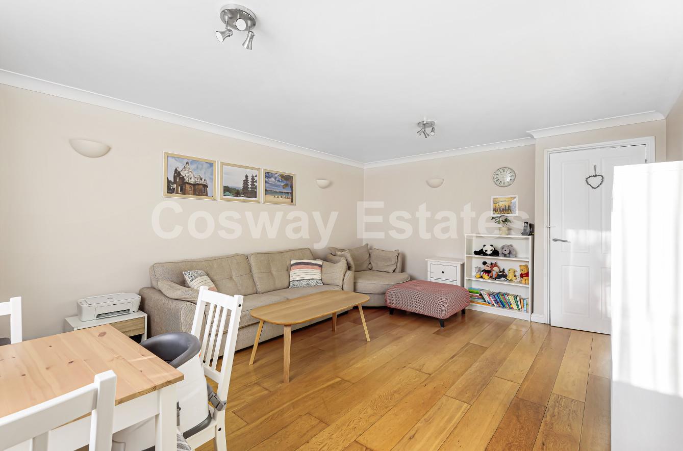 Rowlands Close, Mill Hill